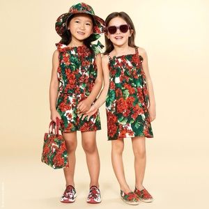 Dolce & Gabbana Kids girls red floral print summer cotton shorts size 7/8